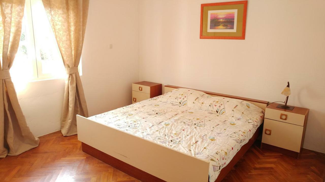 Apartmani Kastelan Barbat na Rabu Exteriér fotografie